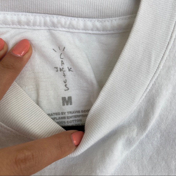 Travis Scott The Utopia Issue Tee
Worn only twice:)
Size mideum🖤 - Picture 4 of 12